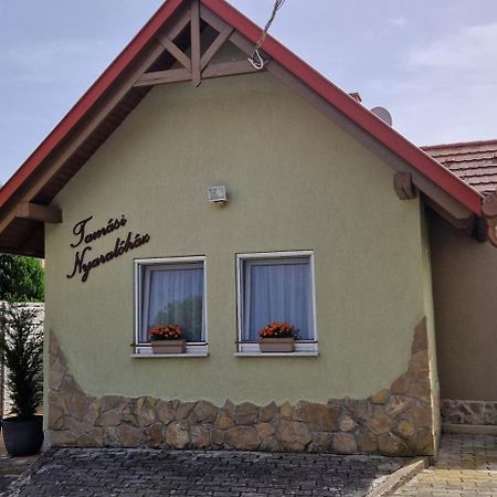 Tamasi Villa- Nyaralohaz Balatonkeresztúr Exteriör bild