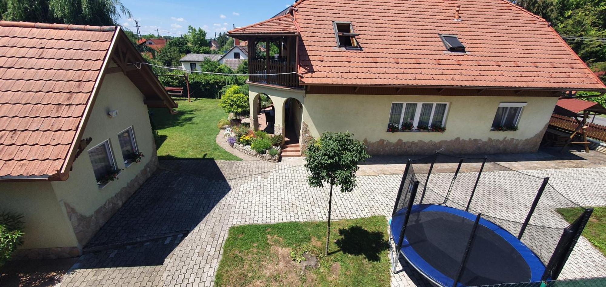 Tamasi Villa- Nyaralohaz Balatonkeresztúr Exteriör bild
