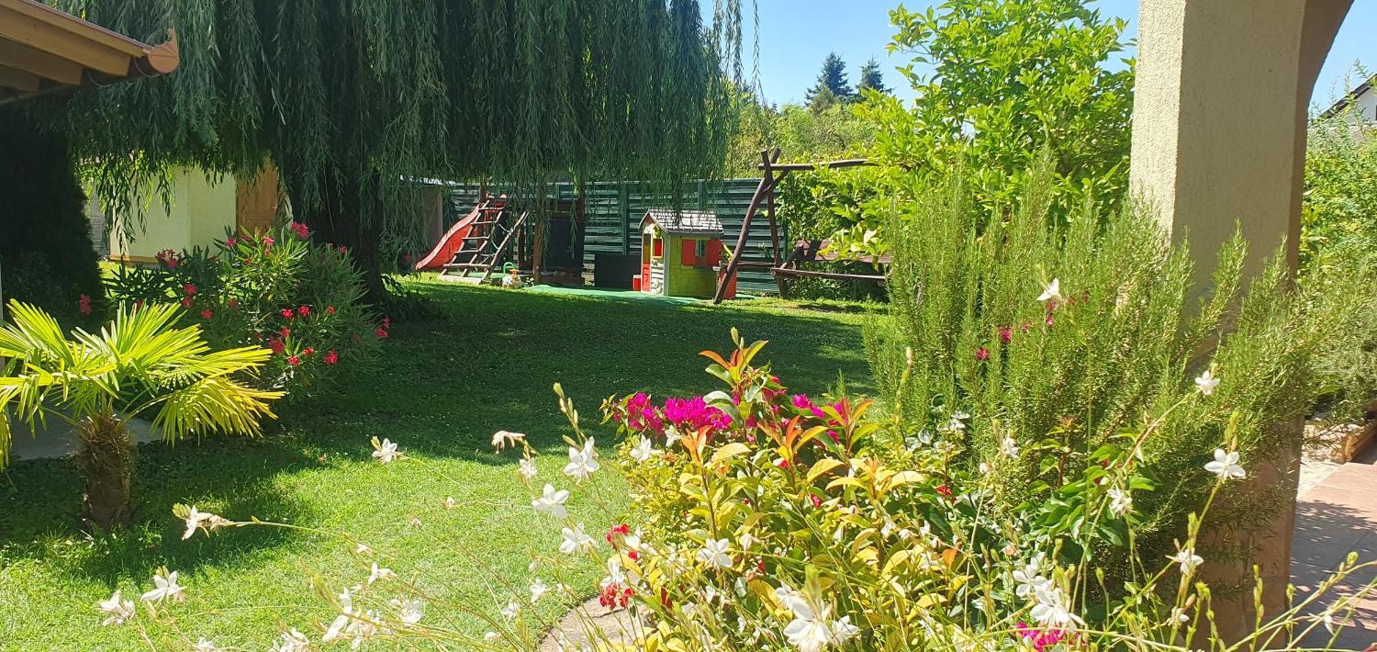 Tamasi Villa- Nyaralohaz Balatonkeresztúr Exteriör bild