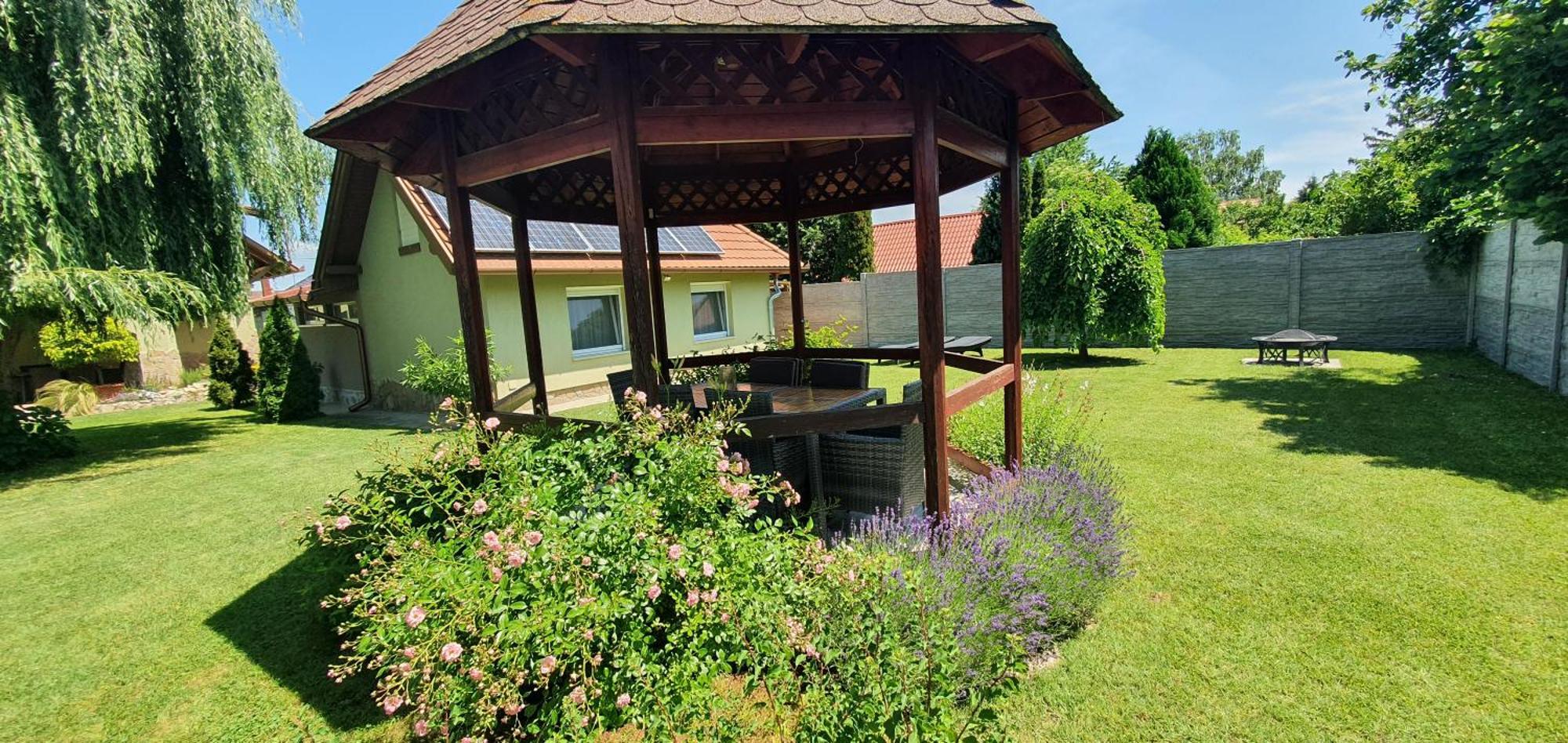 Tamasi Villa- Nyaralohaz Balatonkeresztúr Exteriör bild