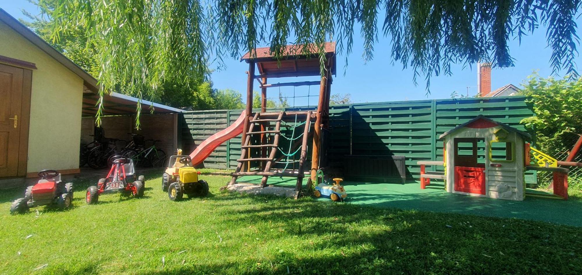 Tamasi Villa- Nyaralohaz Balatonkeresztúr Exteriör bild